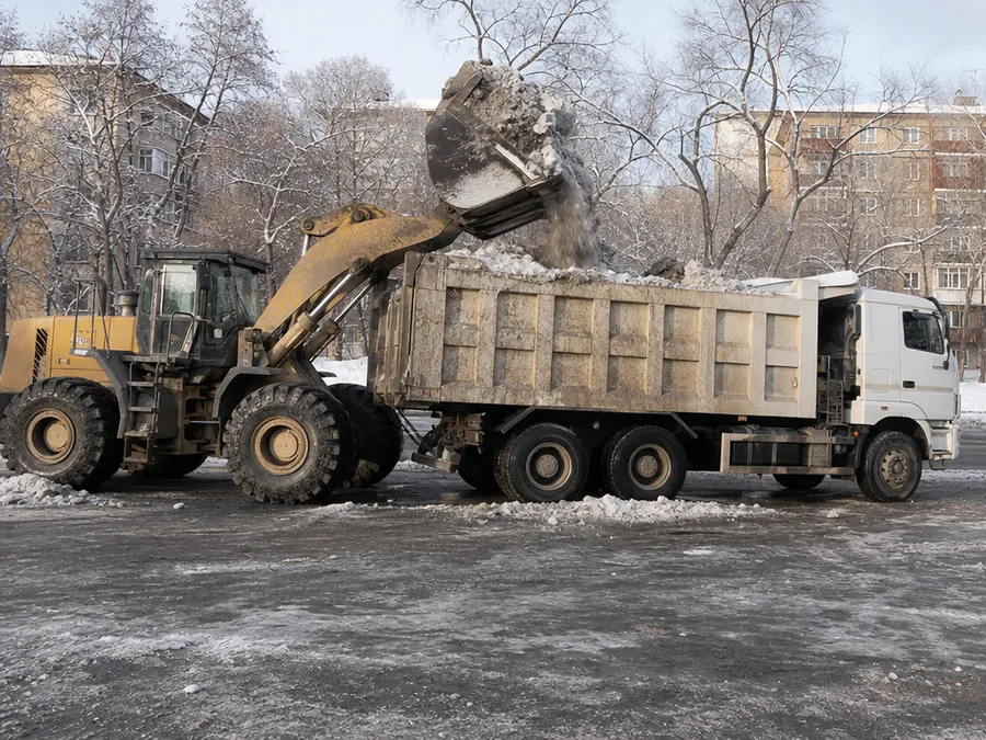 Вывоз снега с погрузкой