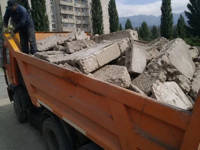 Бой бетона и железобетона для вывоза камазом